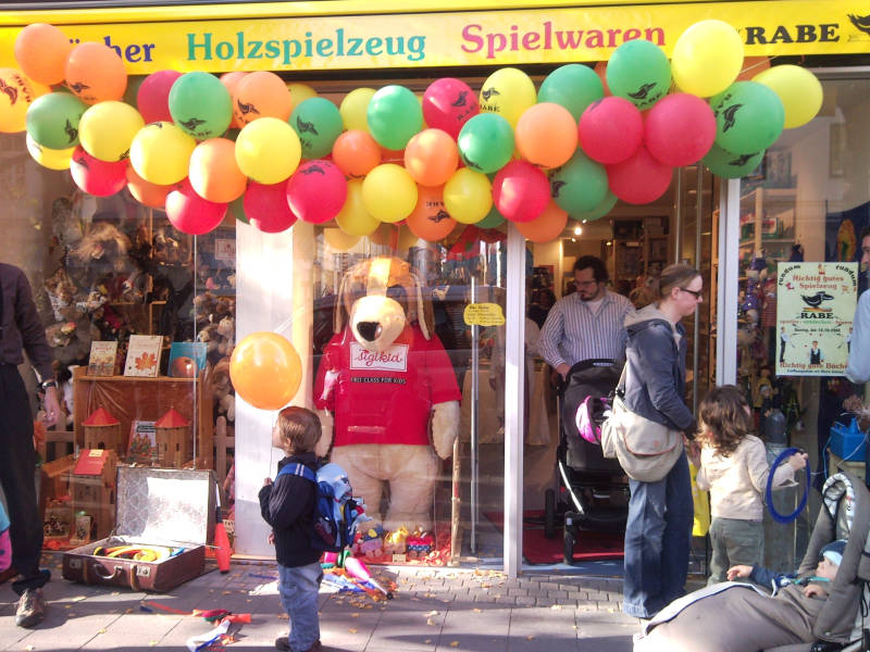 13_DerRabeKoelnEroeffnung